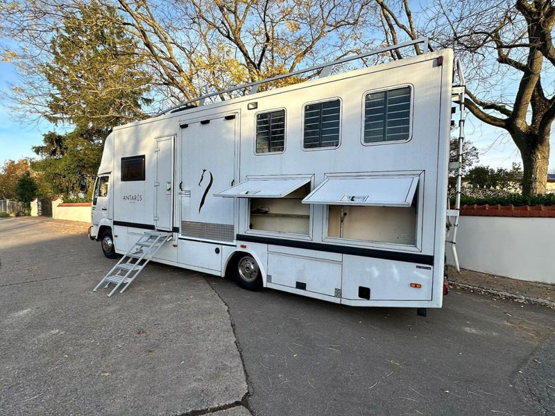 MAN 10.224 - Hästbuss: bild 4 MAN 10.224 - Hästbuss: bild 4