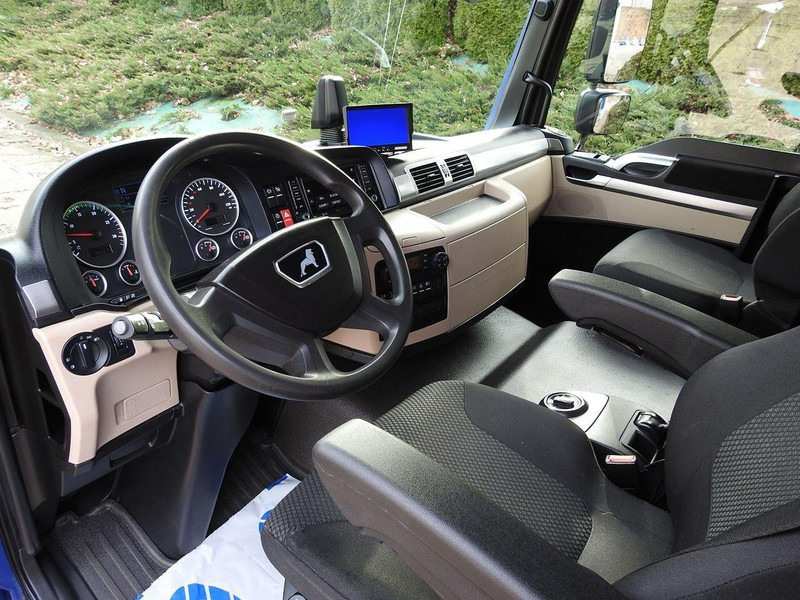 MAN TGL 12.220 KONTENER WINDA 18 PALET TEMPOMAT KLIMATYZACJA PNEUMAT - Lastbil med skåp: bild 2 MAN TGL 12.220 KONTENER WINDA 18 PALET TEMPOMAT KLIMATYZACJA PNEUMAT - Lastbil med skåp: bild 2