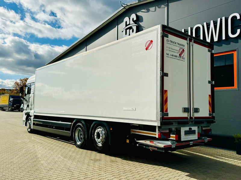 MAN TGX 26.440 // E6 // chłodnia z windą // 22 Epal // sypialka - Kylbil lastbil: bild 4 MAN TGX 26.440 // E6 // chłodnia z windą // 22 Epal // sypialka - Kylbil lastbil: bild 4