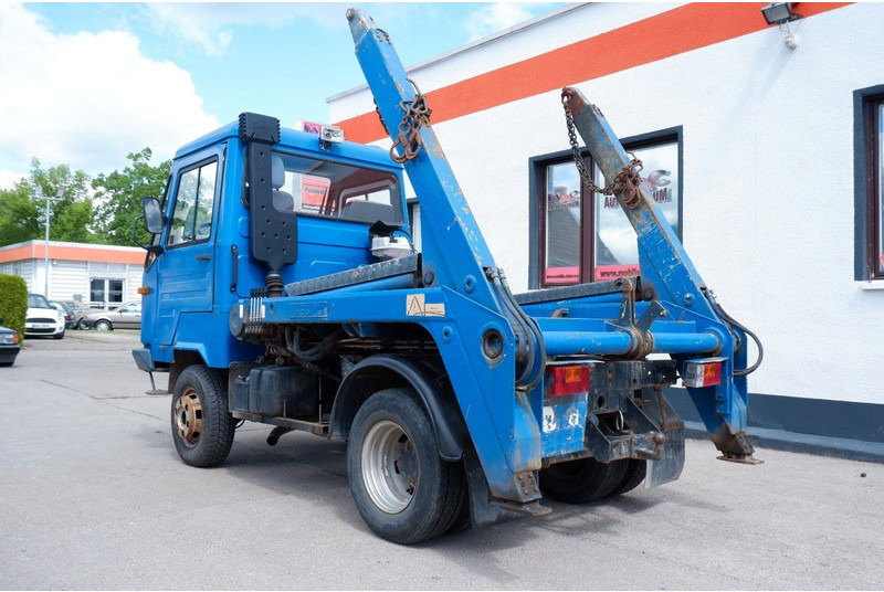 MULTICAR Champion 4x4 - Skip loader - Liftdumper lastbil: bild 3 MULTICAR Champion 4x4 - Skip loader - Liftdumper lastbil: bild 3