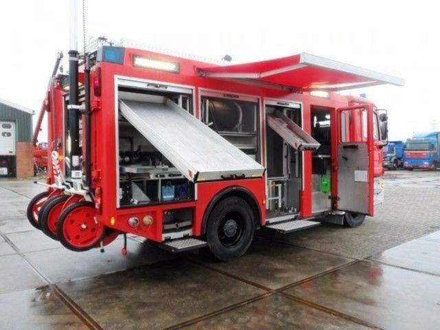 Mercedes-Benz ACTROS 1835 Feuerwehr 2080 L Fire Unit !! - Släck/ Räddningsvagn: bild 5 Mercedes-Benz ACTROS 1835 Feuerwehr 2080 L Fire Unit !! - Släck/ Räddningsvagn: bild 5