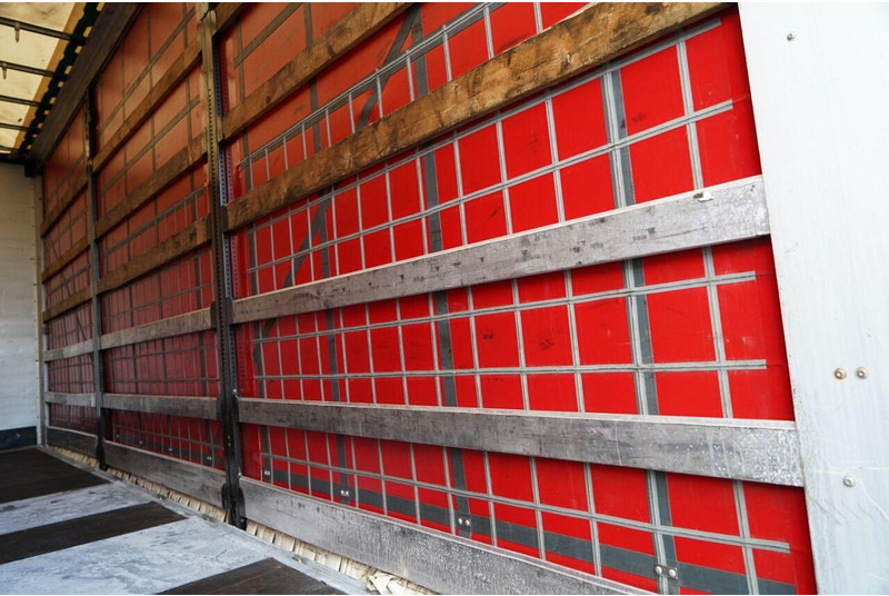 Kapellbil Mercedes-Benz ACTROS 2545 / SOLÓWKA  / 6x2 / OŚ PODNOSZONA / BIG SPACE / WIELT: bild 16 Kapellbil Mercedes-Benz ACTROS 2545 / SOLÓWKA  / 6x2 / OŚ PODNOSZONA / BIG SPACE / WIELT: bild 16