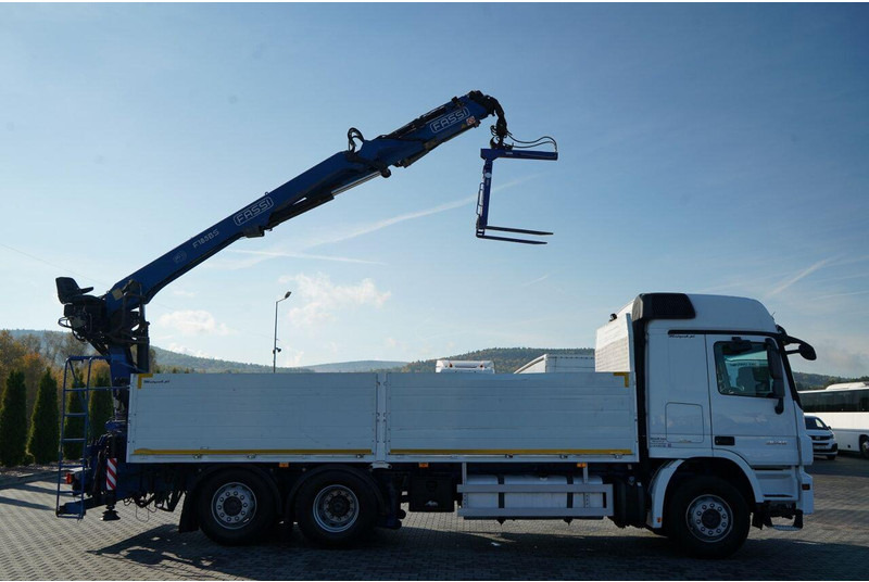 Mercedes-Benz ACTROS 2548 / 6x2 / BURTOWA - 6,5 M / OŚ PODNOSZONA / HDS FASSI - Flakbil, Kranbil: bild 5 Mercedes-Benz ACTROS 2548 / 6x2 / BURTOWA - 6,5 M / OŚ PODNOSZONA / HDS FASSI - Flakbil, Kranbil: bild 5