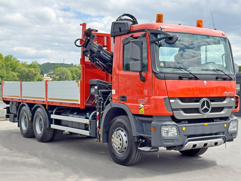 Mercedes-Benz ACTROS 2636 *HIAB 122 BS-2 HIDUO + FUNK/6x4 * TOP - Flakbil, Kranbil: bild 4 Mercedes-Benz ACTROS 2636 *HIAB 122 BS-2 HIDUO + FUNK/6x4 * TOP - Flakbil, Kranbil: bild 4
