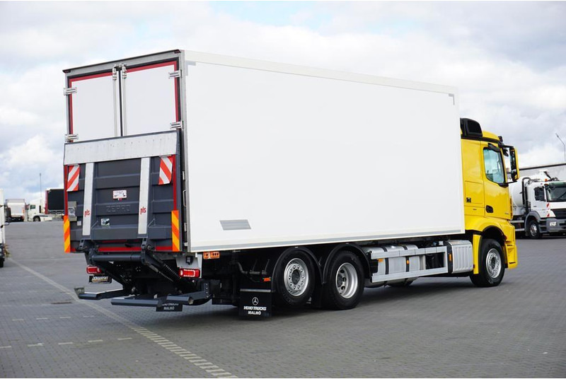 Mercedes-Benz ACTROS / 2853 / ACC / E 6 / MP 5 / CHŁODNIA + WINDA / 18 PALET / - Kylbil lastbil: bild 5 Mercedes-Benz ACTROS / 2853 / ACC / E 6 / MP 5 / CHŁODNIA + WINDA / 18 PALET / - Kylbil lastbil: bild 5