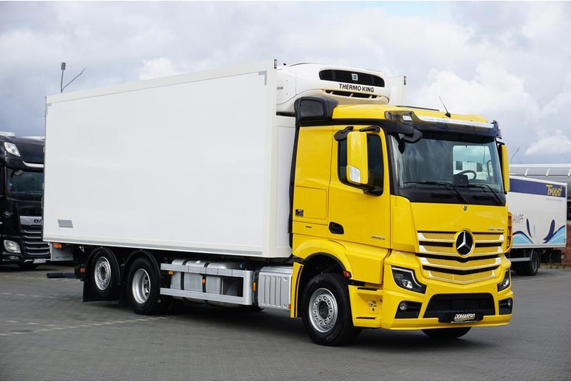 Mercedes-Benz ACTROS / 2853 / ACC / E 6 / MP 5 / CHŁODNIA + WINDA / 18 PALET / - Kylbil lastbil: bild 1 Mercedes-Benz ACTROS / 2853 / ACC / E 6 / MP 5 / CHŁODNIA + WINDA / 18 PALET / - Kylbil lastbil: bild 1