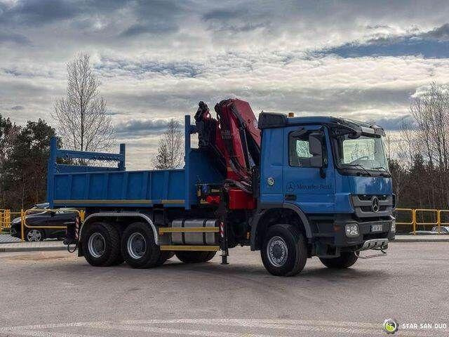 Mercedes-Benz ACTROS 3341 6x6 HMF 4220 K4 CRANE KIPPER - Tippbil lastbil, Kranbil: bild 4 Mercedes-Benz ACTROS 3341 6x6 HMF 4220 K4 CRANE KIPPER - Tippbil lastbil, Kranbil: bild 4