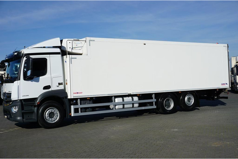 Mercedes-Benz ANTOS / 2535 / EURO 6 / CHŁODNIA + WINDA / 23 PALETY / OŚ SKRĘTN - Kylbil lastbil: bild 3 Mercedes-Benz ANTOS / 2535 / EURO 6 / CHŁODNIA + WINDA / 23 PALETY / OŚ SKRĘTN - Kylbil lastbil: bild 3