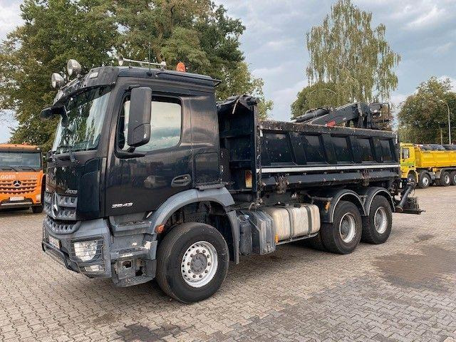 Mercedes-Benz AROCS 2643 - Tippbil lastbil, Kranbil: bild 2 Mercedes-Benz AROCS 2643 - Tippbil lastbil, Kranbil: bild 2