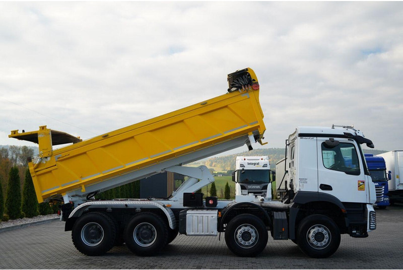 Mercedes-Benz AROCS 3243 / 8x4 / WYWROTKA  DWUSTRONNA 6.2 M / HYDROBURTA / HYD - Tippbil lastbil: bild 5 Mercedes-Benz AROCS 3243 / 8x4 / WYWROTKA  DWUSTRONNA 6.2 M / HYDROBURTA / HYD - Tippbil lastbil: bild 5