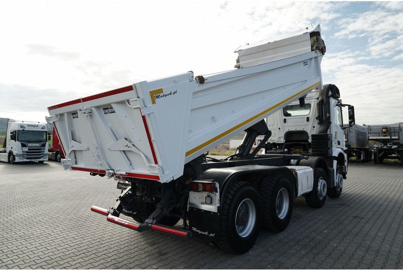 Mercedes-Benz AROCS 3243 / 8x4 / WYWROTKA DWUSTRONNA / HYDROBURTA / BORDMATIC - Tippbil lastbil: bild 4 Mercedes-Benz AROCS 3243 / 8x4 / WYWROTKA DWUSTRONNA / HYDROBURTA / BORDMATIC - Tippbil lastbil: bild 4