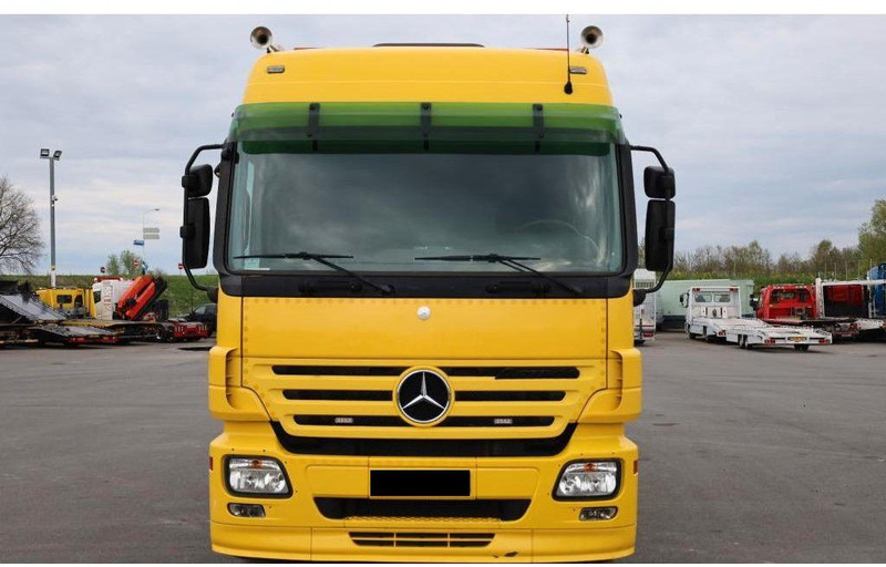 Mercedes-Benz Actros 2532 Vehicle transporter + crane Hiab 477EP-5 HiPro 6x2 - Biltransportbil lastbil: bild 1 Mercedes-Benz Actros 2532 Vehicle transporter + crane Hiab 477EP-5 HiPro 6x2 - Biltransportbil lastbil: bild 1