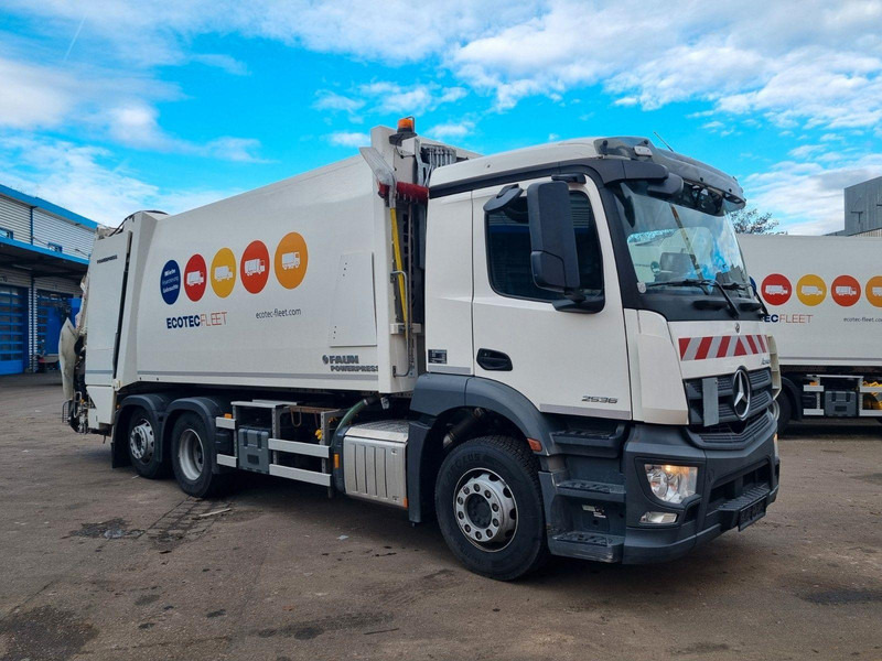 Mercedes-Benz Actros 2536 6x2 Faun Powerpress 524 Garbage truck - Sopbil: bild 1 Mercedes-Benz Actros 2536 6x2 Faun Powerpress 524 Garbage truck - Sopbil: bild 1