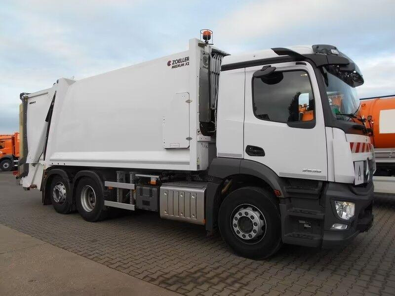 Mercedes-Benz Actros 2536 - Garbage truck - Sopbil: bild 2 Mercedes-Benz Actros 2536 - Garbage truck - Sopbil: bild 2