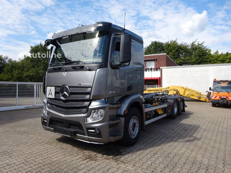 Mercedes-Benz Actros 2545 Hook lift truck 6x2 - Lastväxlare lastbil, Kranbil: bild 1 Mercedes-Benz Actros 2545 Hook lift truck 6x2 - Lastväxlare lastbil, Kranbil: bild 1