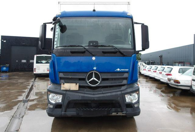 Mercedes-Benz Antos 2832 Koffer + tail lift 6x2 - Lastbil med skåp: bild 3 Mercedes-Benz Antos 2832 Koffer + tail lift 6x2 - Lastbil med skåp: bild 3