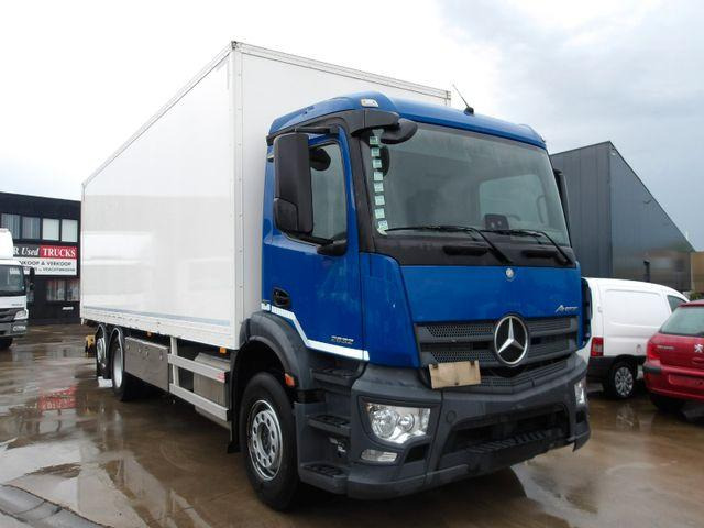 Mercedes-Benz Antos 2832 Koffer + tail lift 6x2 - Lastbil med skåp: bild 2 Mercedes-Benz Antos 2832 Koffer + tail lift 6x2 - Lastbil med skåp: bild 2