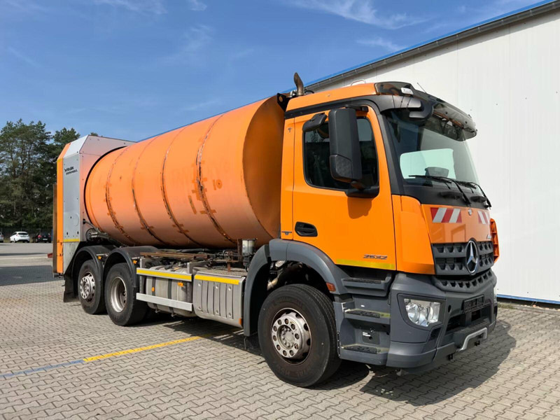 Mercedes-Benz Arocs 2533 - Sopbil: bild 2 Mercedes-Benz Arocs 2533 - Sopbil: bild 2