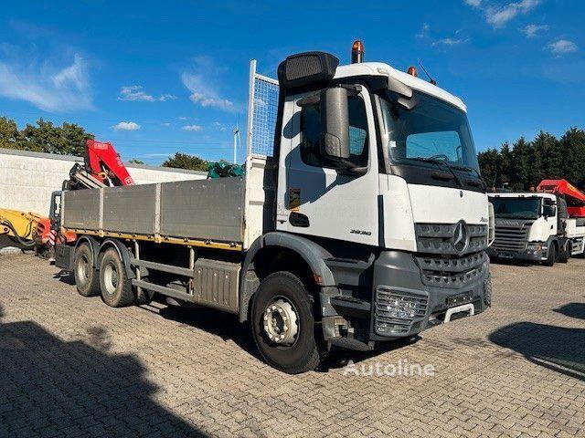 Mercedes-Benz Arocs 2636 - Flatbed truck + crane - Flakbil, Kranbil: bild 2 Mercedes-Benz Arocs 2636 - Flatbed truck + crane - Flakbil, Kranbil: bild 2