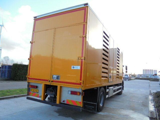 Mercedes-Benz Axor 1829 - Vacuum truck - Sugbil: bild 4 Mercedes-Benz Axor 1829 - Vacuum truck - Sugbil: bild 4