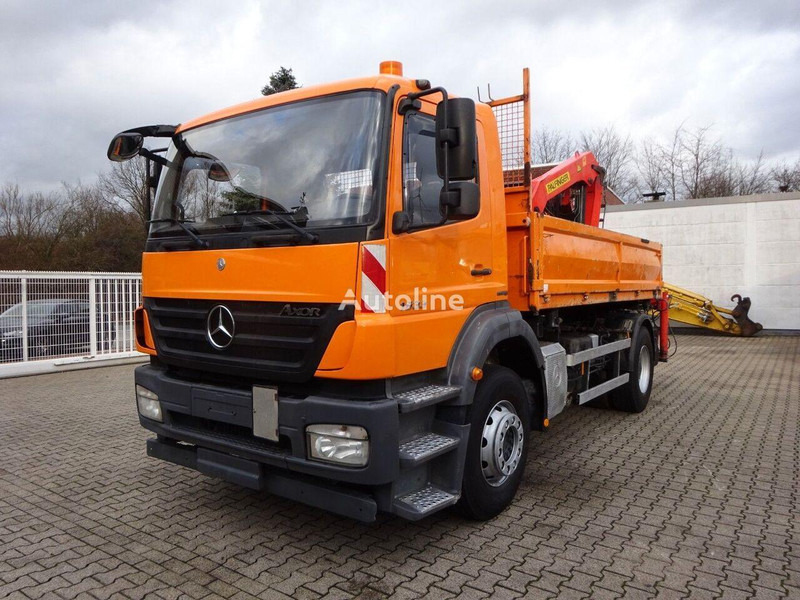 Mercedes-Benz Axor 1833 - 2 way tipper+crane - Tippbil lastbil, Kranbil: bild 1 Mercedes-Benz Axor 1833 - 2 way tipper+crane - Tippbil lastbil, Kranbil: bild 1