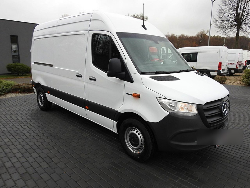 Mercedes-Benz ESPRINTER NOWY ELEKTRYCZNY FURGON AUTOMAT GWARANCJA 95KM [ 607 - Volymskåp, El transportbil: bild 4 Mercedes-Benz ESPRINTER NOWY ELEKTRYCZNY FURGON AUTOMAT GWARANCJA 95KM [ 607 - Volymskåp, El transportbil: bild 4