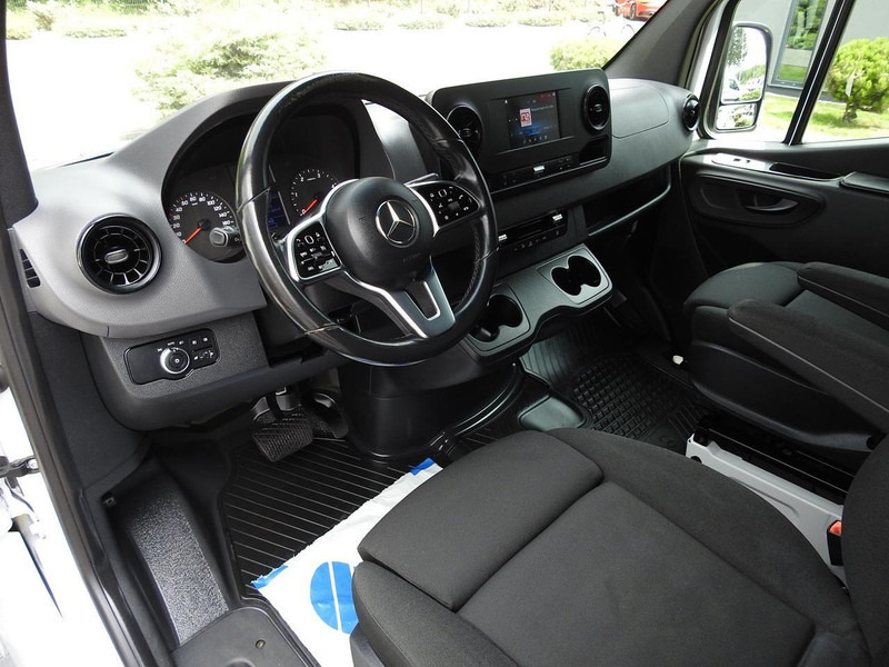 Mercedes-Benz SPRINTER FURGON BRYGADÓWKA 5 MIEJSC TEMPOMAT NAWIGACJA KLIMATYZ - Minibuss, Persontransport: bild 2 Mercedes-Benz SPRINTER FURGON BRYGADÓWKA 5 MIEJSC TEMPOMAT NAWIGACJA KLIMATYZ - Minibuss, Persontransport: bild 2