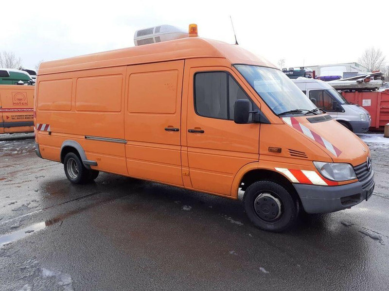 Mercedes-Benz Sprinter 413 - Sugbil: bild 3 Mercedes-Benz Sprinter 413 - Sugbil: bild 3