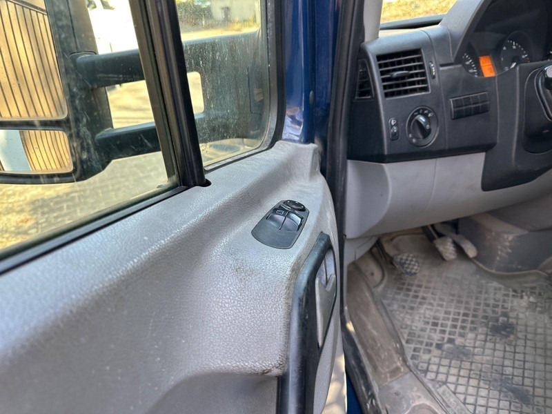 Flakbil Mercedes-Benz Sprinter 515 CDI: bild 8 Flakbil Mercedes-Benz Sprinter 515 CDI: bild 8