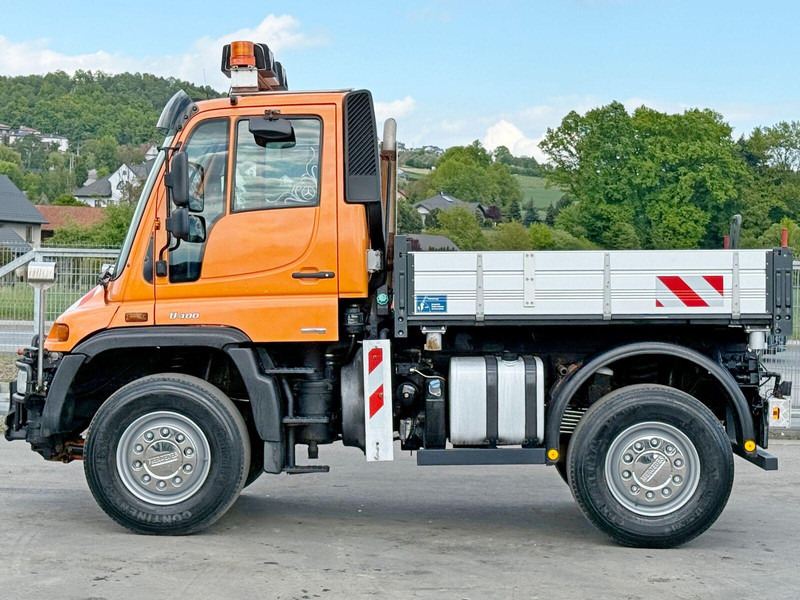 Mercedes-Benz UNIMOG 400 * KIPPER 2,40 * 4x4 * TOPZUSTAND - Tippbil lastbil: bild 4 Mercedes-Benz UNIMOG 400 * KIPPER 2,40 * 4x4 * TOPZUSTAND - Tippbil lastbil: bild 4
