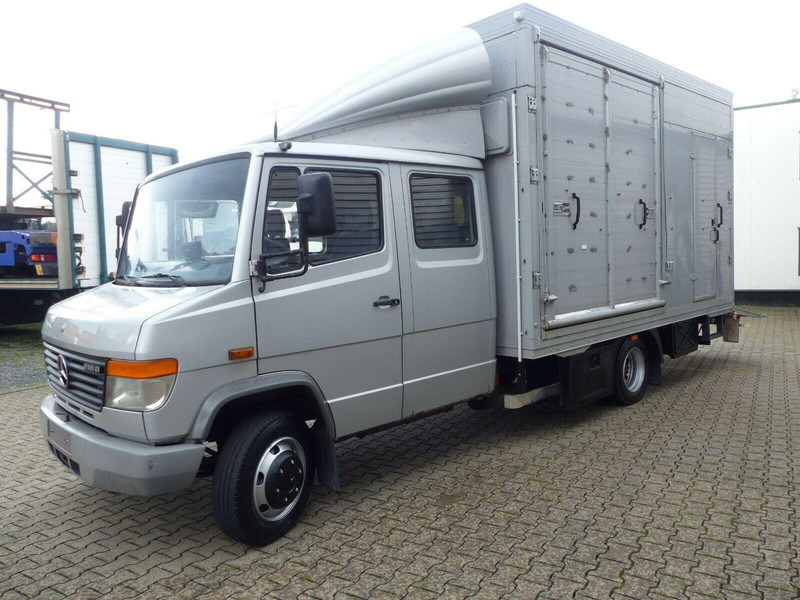 Mercedes-Benz Vario 818 Doka horse transporter + Tail lift - Hästbuss: bild 3 Mercedes-Benz Vario 818 Doka horse transporter + Tail lift - Hästbuss: bild 3