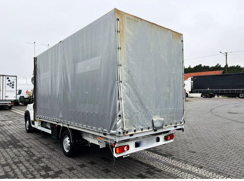 Peugeot Boxer Plandeka + Firanka 10 Palet Kurnik Salon PL, Jeden Właścic - Transportbil med kapell: bild 3 Peugeot Boxer Plandeka + Firanka 10 Palet Kurnik Salon PL, Jeden Właścic - Transportbil med kapell: bild 3