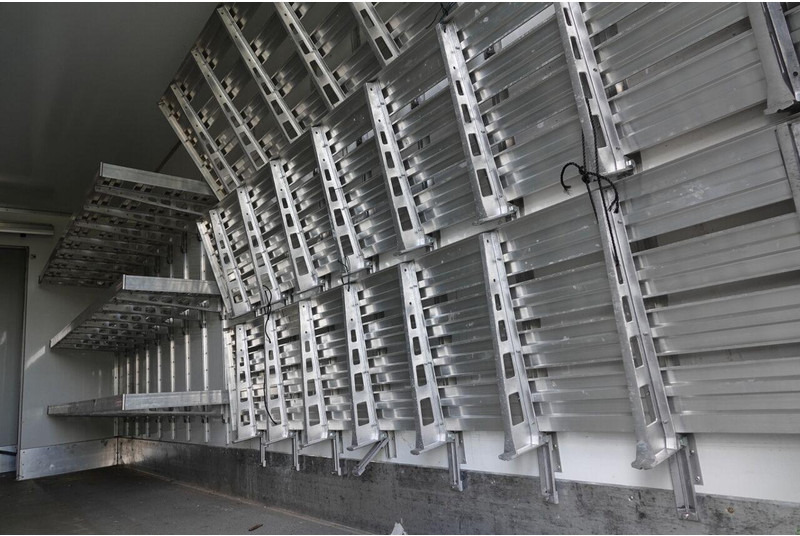 Kylbil lastbil Renault D 16 260 / CHŁODNIA - 6,8 M / MULTITEMPERATURA / CARRIER SUPRA 8: bild 18 Kylbil lastbil Renault D 16 260 / CHŁODNIA - 6,8 M / MULTITEMPERATURA / CARRIER SUPRA 8: bild 18