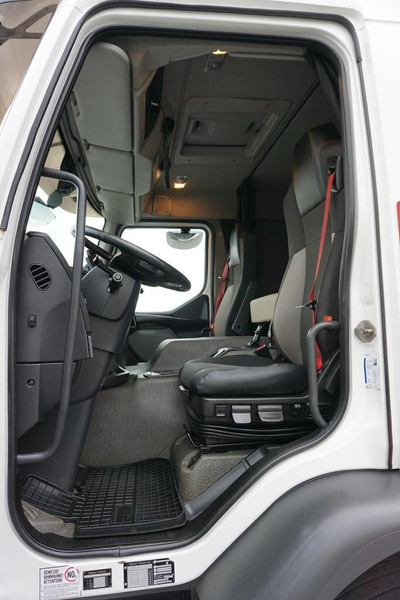 Leasa Renault D 280 / ACC / E 6 / BURTOWY + WINDA / ŁAD. 9953 KG / PEŁNY ADR Renault D 280 / ACC / E 6 / BURTOWY + WINDA / ŁAD. 9953 KG / PEŁNY ADR: bild 7 Leasa Renault D 280 / ACC / E 6 / BURTOWY + WINDA / ŁAD. 9953 KG / PEŁNY ADR Renault D 280 / ACC / E 6 / BURTOWY + WINDA / ŁAD. 9953 KG / PEŁNY ADR: bild 7