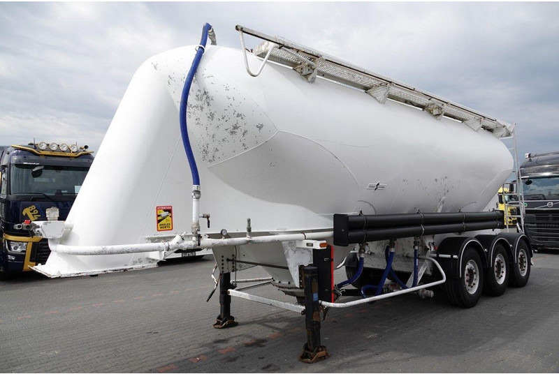 SPITZER CEMENTONACZEPA / 37 000 L / SILOS / 3 KOMORY / OSIE SAF - Bulktrailer: bild 3 SPITZER CEMENTONACZEPA / 37 000 L / SILOS / 3 KOMORY / OSIE SAF - Bulktrailer: bild 3