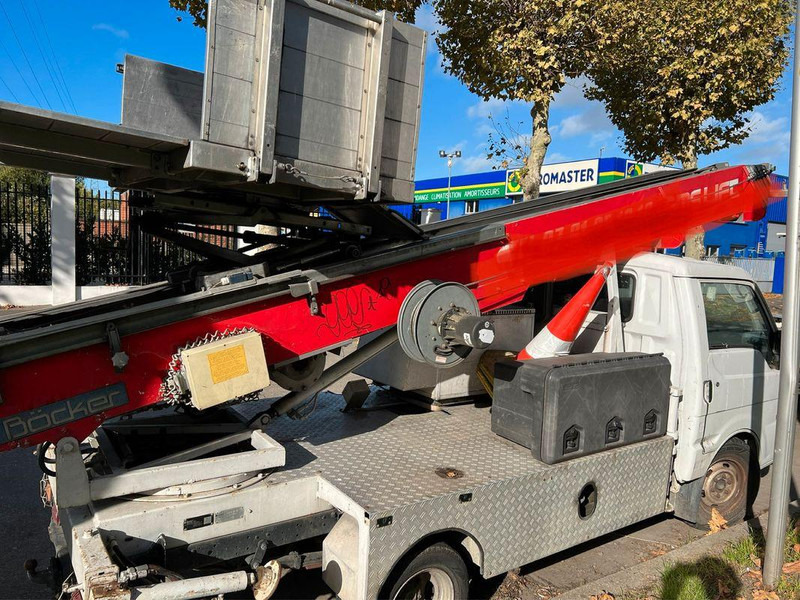 Mazda Lifting basket - Bocker 30 m - Transportbil: bild 2 Mazda Lifting basket - Bocker 30 m - Transportbil: bild 2