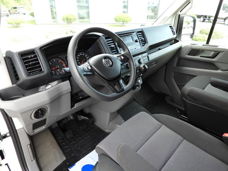 Volkswagen CRAFTER PLANDEKA WINDA 8 PALET WEBASTO TEMPOMAT LEDY KLIMATYZACJ - Transportbil med kapell: bild 2 Volkswagen CRAFTER PLANDEKA WINDA 8 PALET WEBASTO TEMPOMAT LEDY KLIMATYZACJ - Transportbil med kapell: bild 2