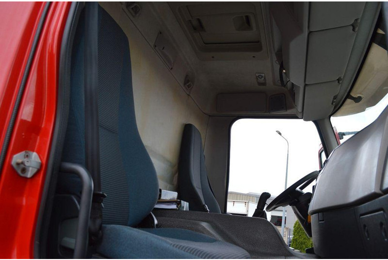 Volvo FE 18.280 - Flakbil, Kranbil: bild 5 Volvo FE 18.280 - Flakbil, Kranbil: bild 5