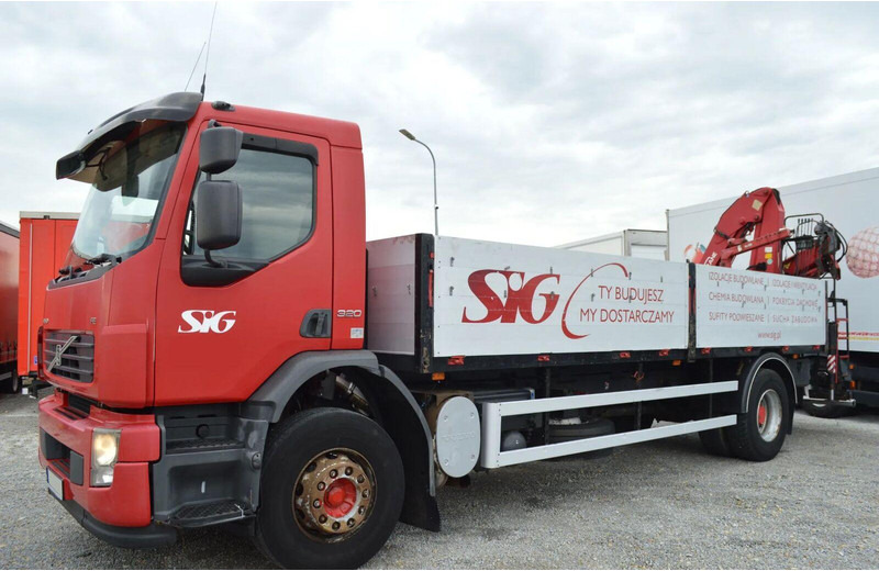 Volvo FE 18.320 FLATBED CRANE - Flakbil, Kranbil: bild 2 Volvo FE 18.320 FLATBED CRANE - Flakbil, Kranbil: bild 2