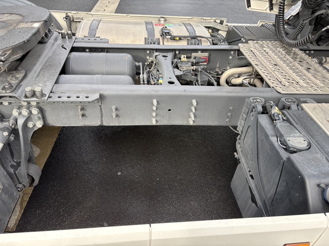 SCANIA R 460 A4x2NA - Dragbil: bild 3 SCANIA R 460 A4x2NA - Dragbil: bild 3