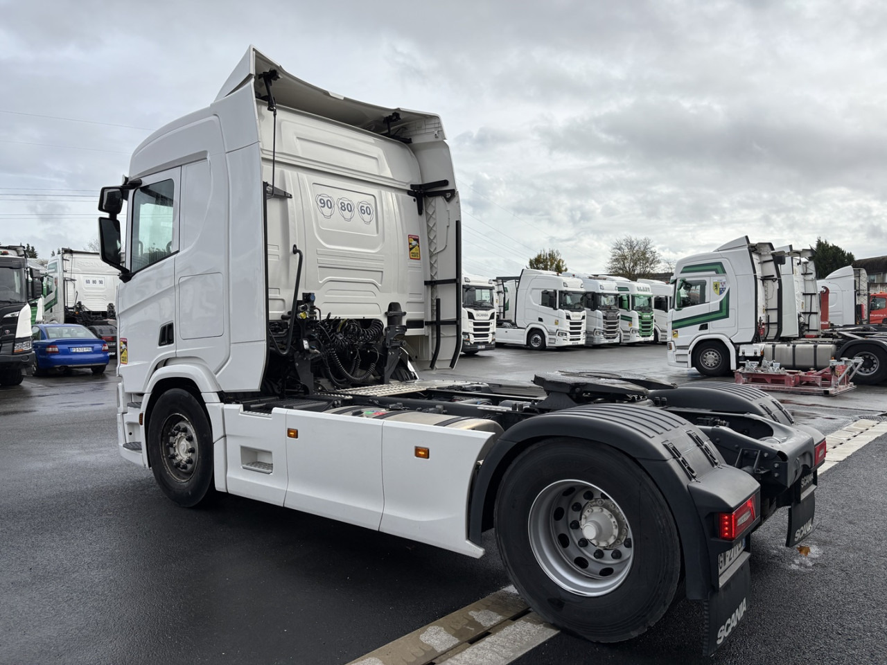 Dragbil SCANIA R 460 A4x2NA: bild 6