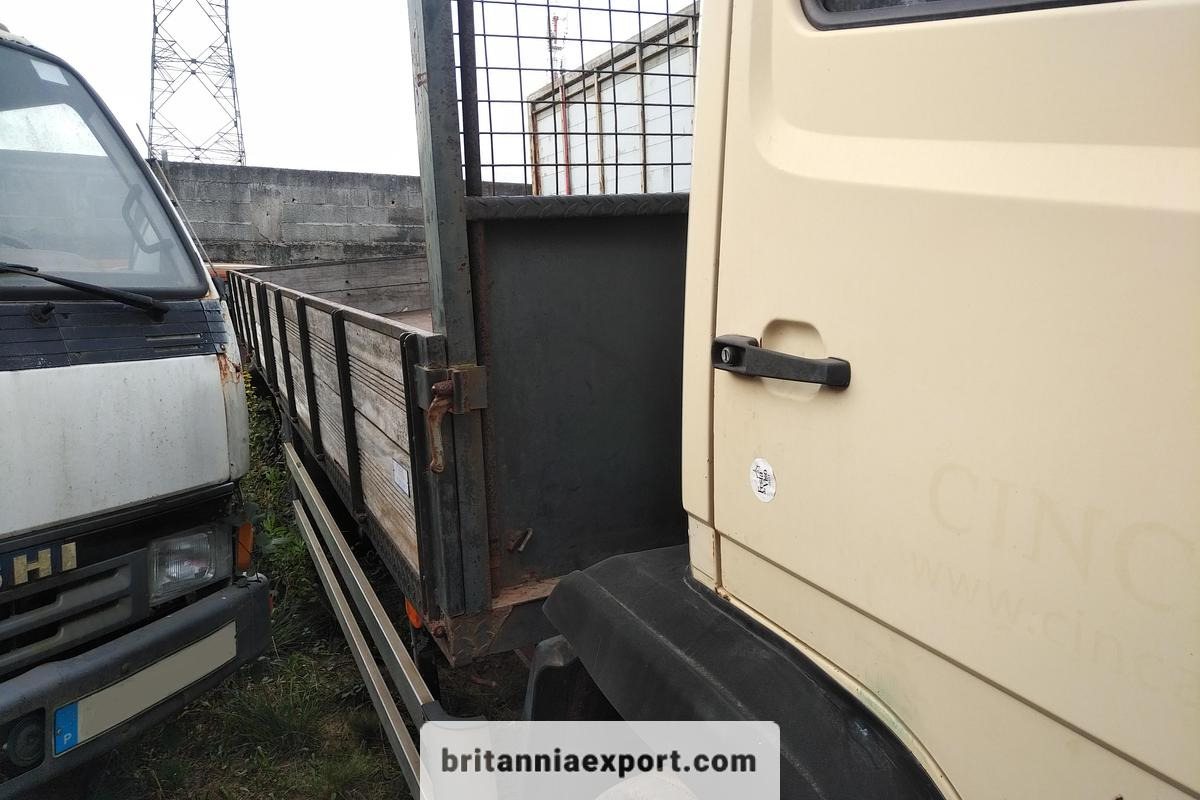 MERCEDES-BENZ 1314 | OM366 6 Cylinder | 4x2 6 Tyres | 13 Ton | On Springs - Flakbil: bild 4 MERCEDES-BENZ 1314 | OM366 6 Cylinder | 4x2 6 Tyres | 13 Ton | On Springs - Flakbil: bild 4