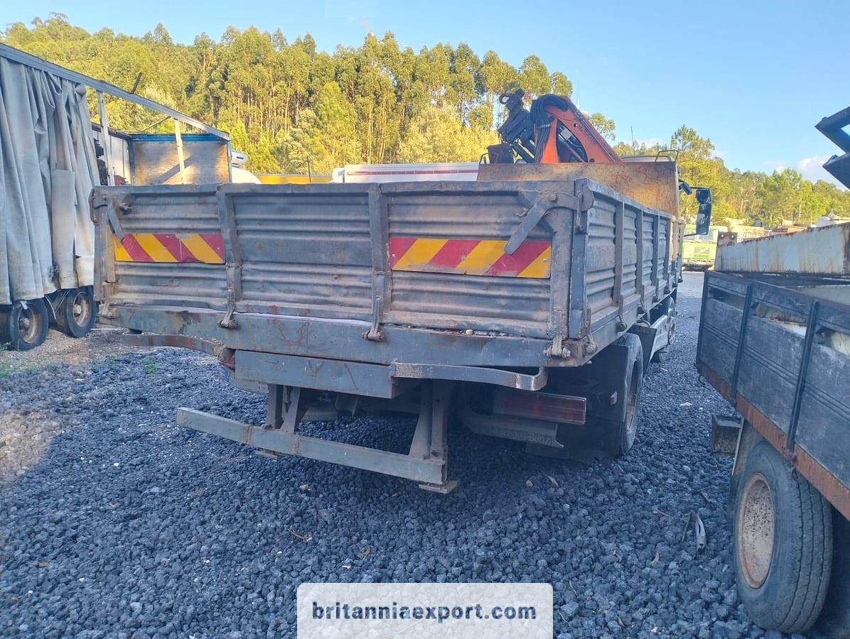 MERCEDES-BENZ Atego 1528 | 15 Ton | with Palfinger PK7501 5.7 Ton Crane - Tippbil lastbil: bild 3 MERCEDES-BENZ Atego 1528 | 15 Ton | with Palfinger PK7501 5.7 Ton Crane - Tippbil lastbil: bild 3