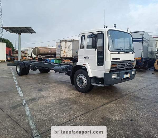 VOLVO FL619 Intercooler | Manual Pump | 19 Ton | On 10 Studs | Full Springs Suspension | - Chassi lastbil: bild 1 VOLVO FL619 Intercooler | Manual Pump | 19 Ton | On 10 Studs | Full Springs Suspension | - Chassi lastbil: bild 1