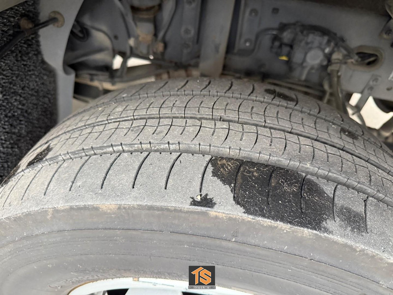 DAF LF 230 FA 12 TON - AUTOMATIC - ORIGINAL KM - TOP! - Lastbil med skåp: bild 4 DAF LF 230 FA 12 TON - AUTOMATIC - ORIGINAL KM - TOP! - Lastbil med skåp: bild 4