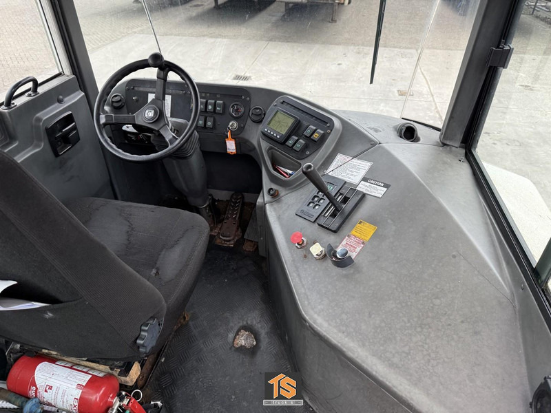 Kalmar T2 TERMINAL TRUCK - 11423 HOURS - TOP! - Terminaltraktor: bild 5 Kalmar T2 TERMINAL TRUCK - 11423 HOURS - TOP! - Terminaltraktor: bild 5