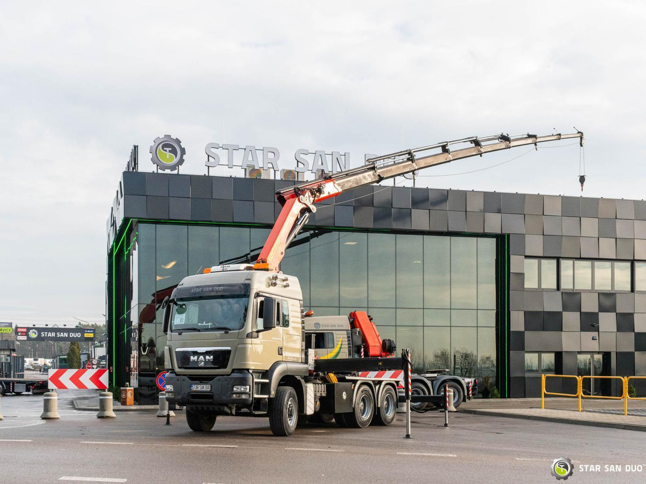 - Dragbil: bild 1 - Dragbil: bild 1