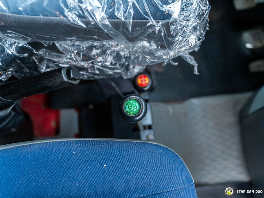 Volymskåp, Dubbelhytt transportbil Iveco DAILLY 4x4 CAMPER EXPEDITION DOKA: bild 13