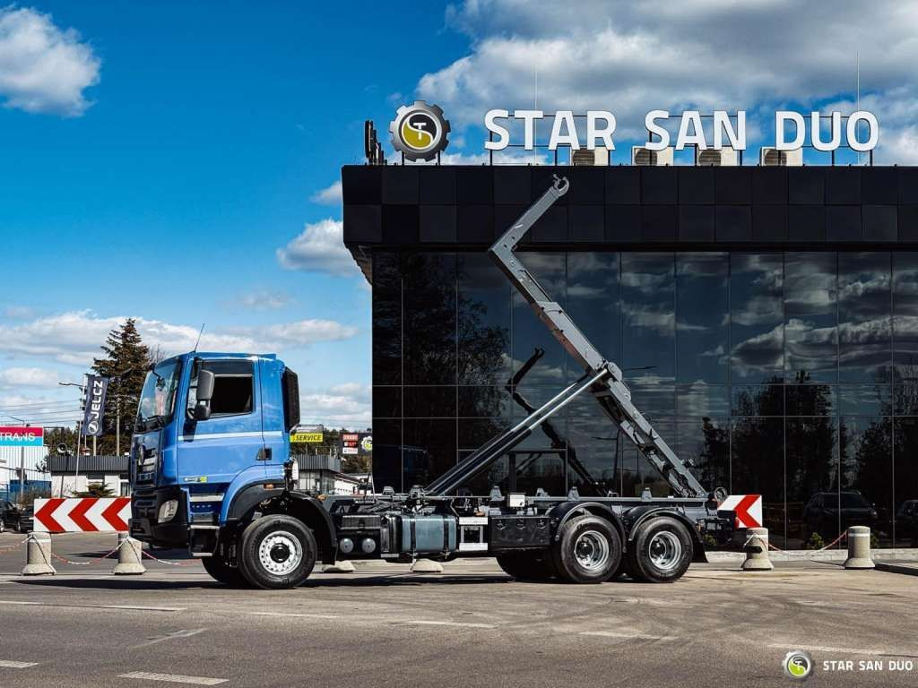 Tatra T158 PHOENIX 6x6 Euro 6 - Lastbil: bild 2 Tatra T158 PHOENIX 6x6 Euro 6 - Lastbil: bild 2