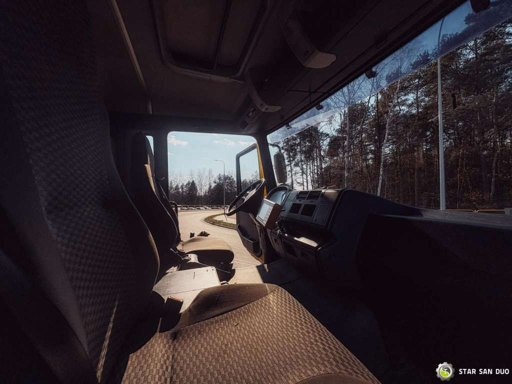 Kranbil MAN  TGA 18.440 6x2 FASSI F 210 A.24  Crane Rotator: bild 17